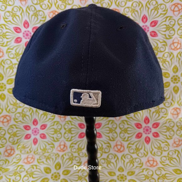 New York Yankees Navy & Camo Fitted Baseball Cap Size 7 1/4 (57.7cm) Super Clean - Picture 4 of 9
